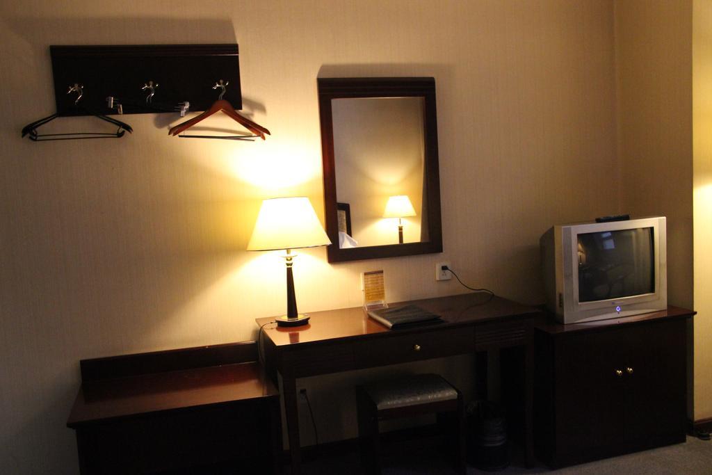 Hotel Super 8 Beijing Yizhuang Tianbao Habitación foto