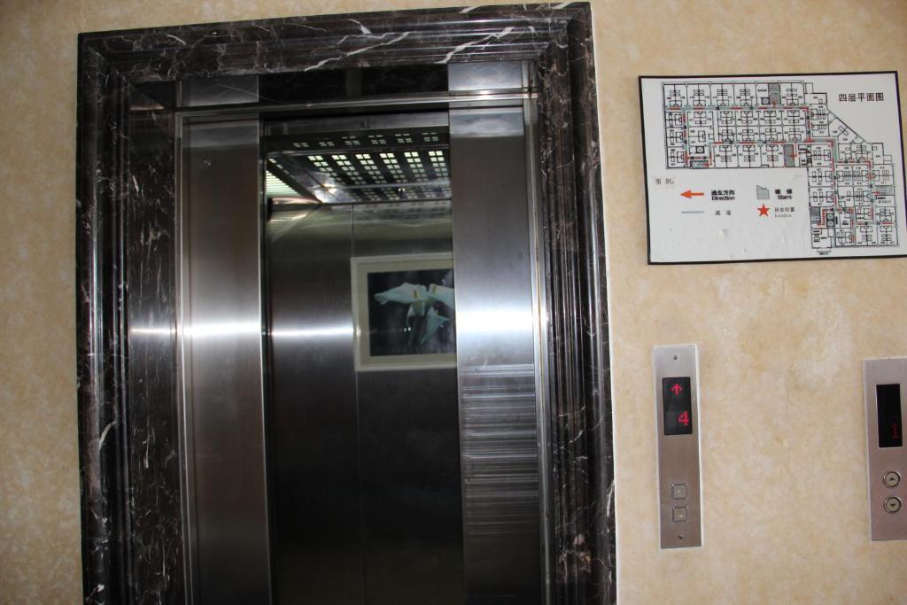 Hotel Super 8 Beijing Yizhuang Tianbao Exterior foto